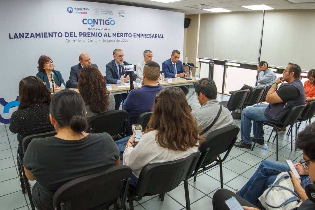 Presentan Convocatoria del Premio al Mérito Empresarial 2023