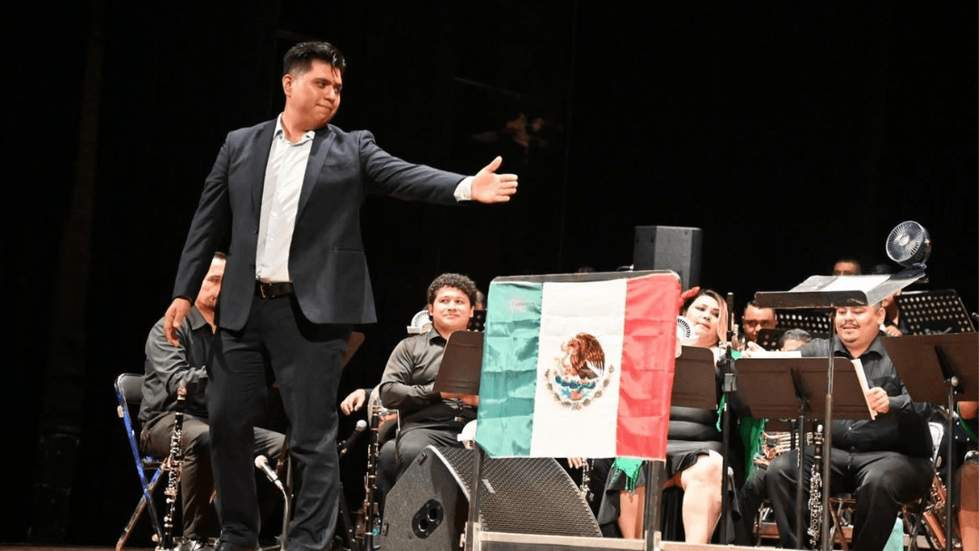 Estrena el compositor queretano Alfonso Olvera la marcha Colima Vive