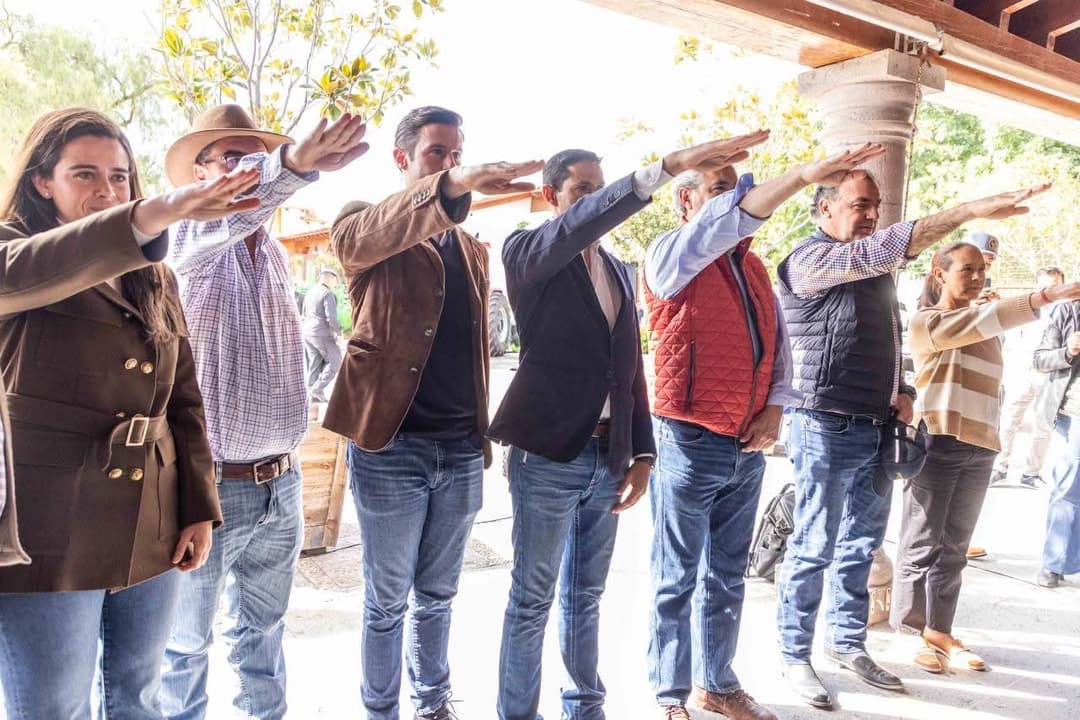 Kuri toma protesta al Consejo Directivo de Agricultores y Ganaderos de Querétaro