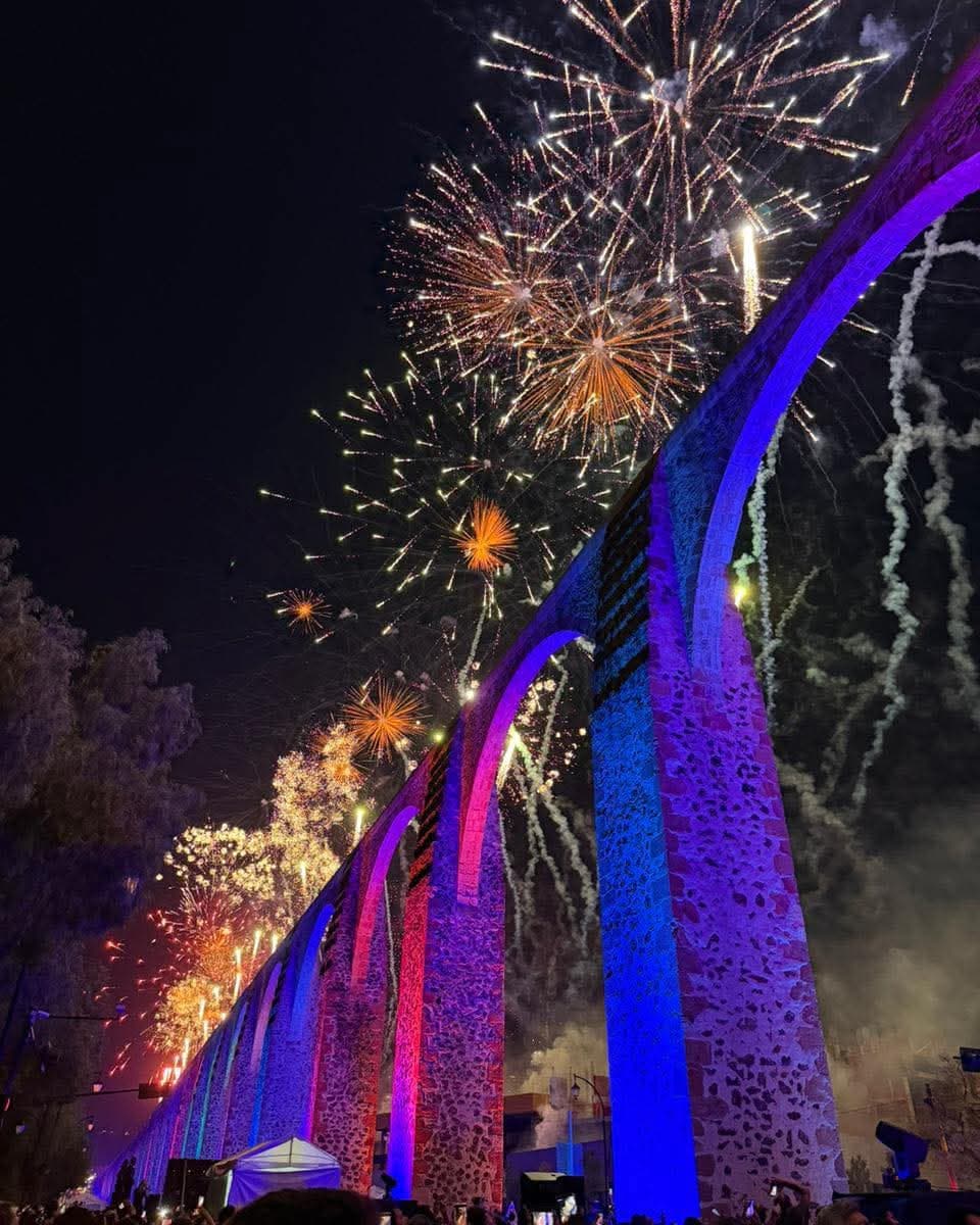 Querétaro celebró 300 años del Acueducto con fiesta multitudinaria en Los Arcos