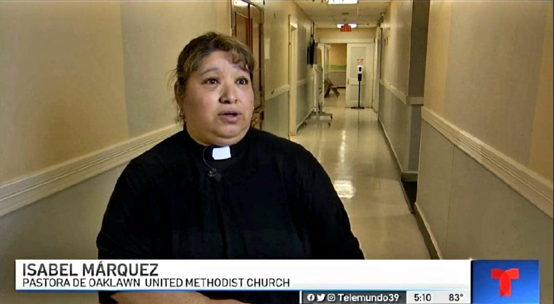 Visita a Oak Lawn Church, la Iglesia Incluyente que apoya a personas migrantes, personas sin hogar y comunidad LGBTIQ+