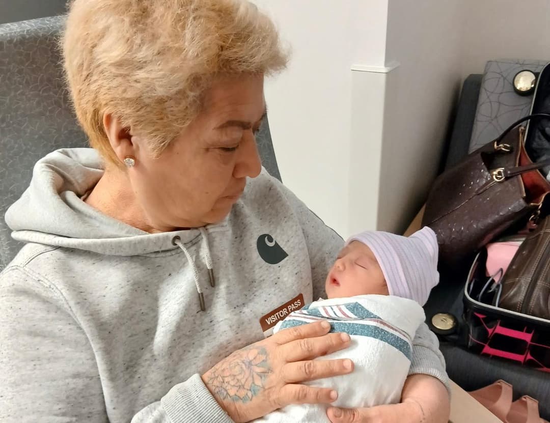 Secretaría de la Mujer lanza convocatoria “Maternidad en palabras”